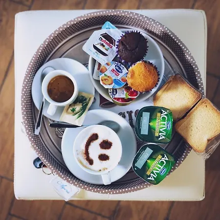 Agora Bed & Breakfast 2*