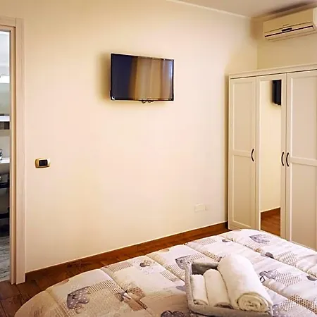 Bed and Breakfast Agora 3*