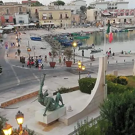 Agora Oda ve Kahvaltı Bisceglie